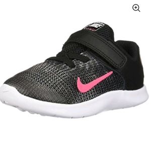 Nike toddler shoe